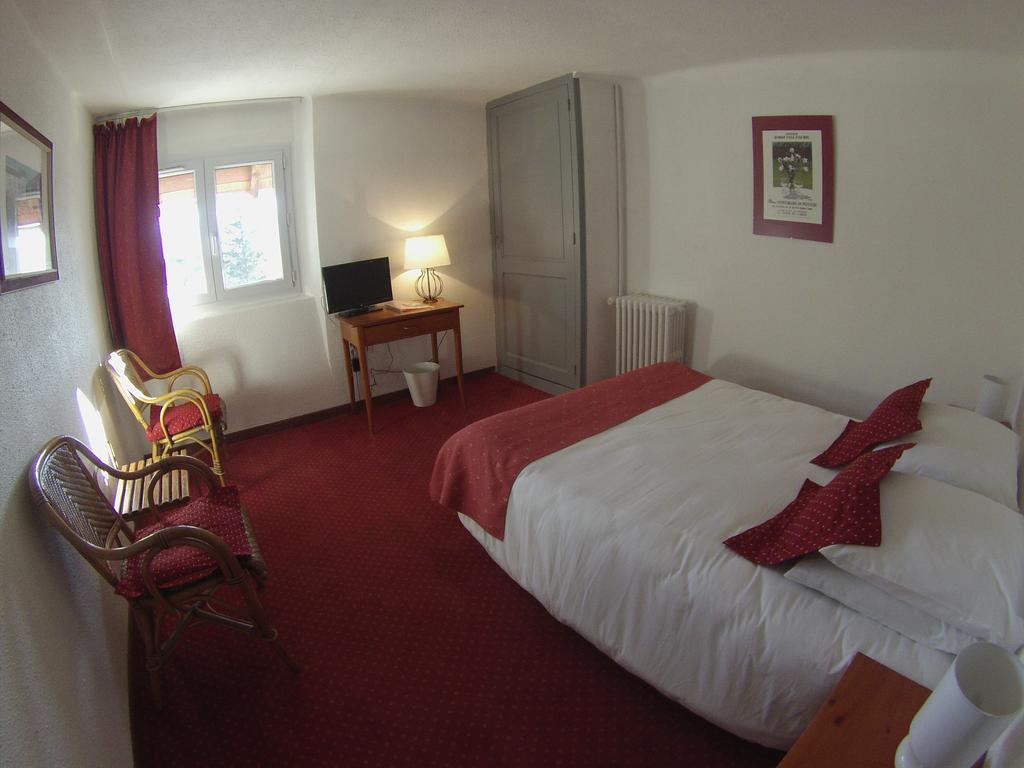L'Auberge Catalane Latour-de-Carol Habitación foto